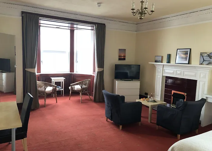 The Bowmore House Bed And Breakfast